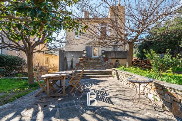 Bastia, Villa 5 Chambres -  273 m² à vendre