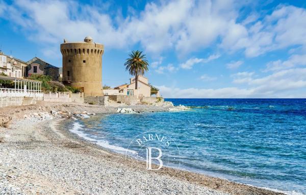 Bastia, Villa 5 Chambres -  273 m² à vendre