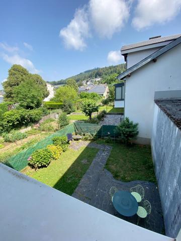 Maison Lacaunaise avec jardin au coeur du village .