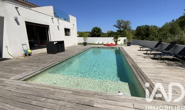 Maison à vendre 5 pièces 196 m² Corneilhan