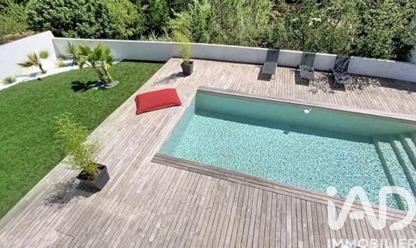 Maison à vendre 5 pièces 196 m² Corneilhan