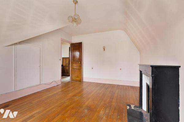 MAISON 7 PIECES 5 CHAMBRES 