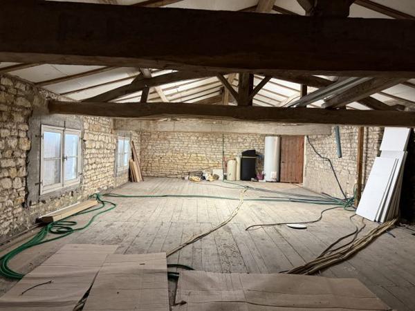 Maison charentaise Cozes 125 m²