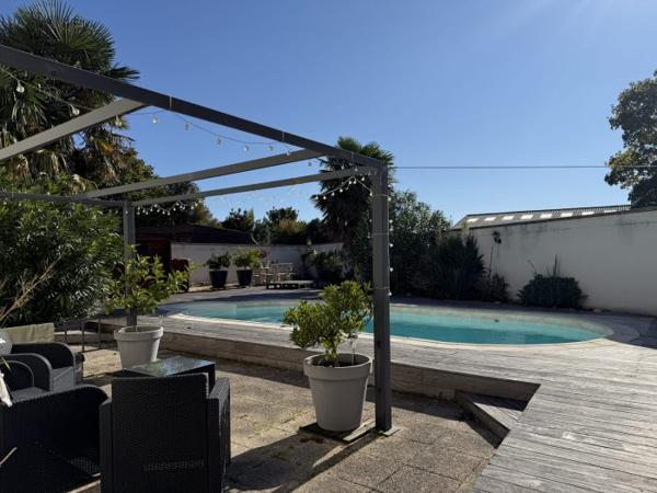 Maison charentaise Cozes 125 m²