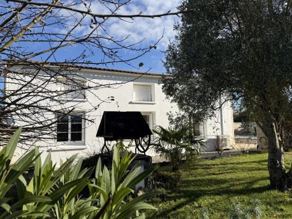 Maison charentaise Cozes 125 m²
