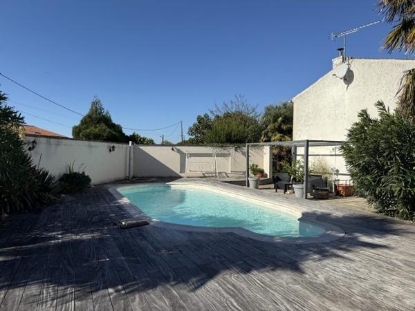 Maison charentaise Cozes 125 m²