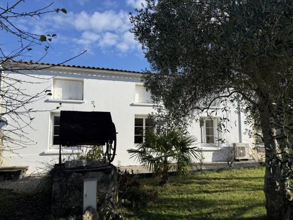 Maison charentaise Cozes 125 m²