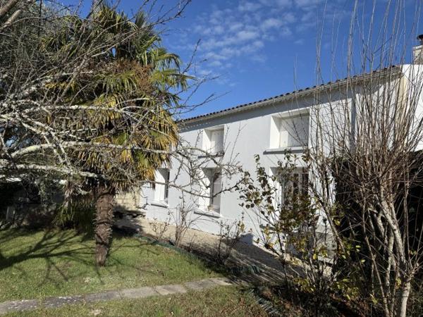 Maison charentaise Cozes 125 m²