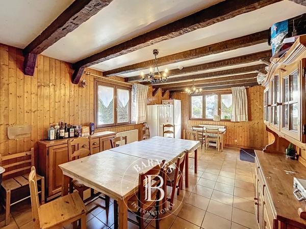 Morzine, Chalet 12 Chambres -  256 m² à vendre