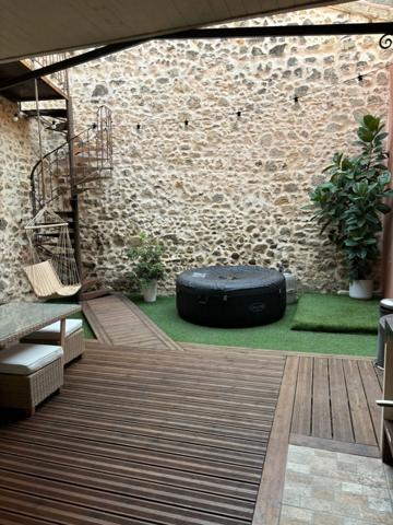 Maison en pierre rénovée- Proche Canal du Midi - Capestang (34310)