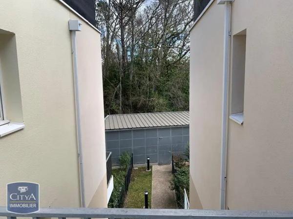Appartement à louer 3 pièces 60.48m² Le Taillan-Médoc (33320)