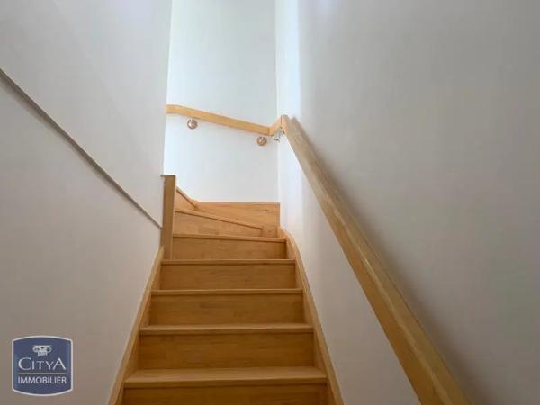 Appartement à louer 3 pièces 60.48m² Le Taillan-Médoc (33320)
