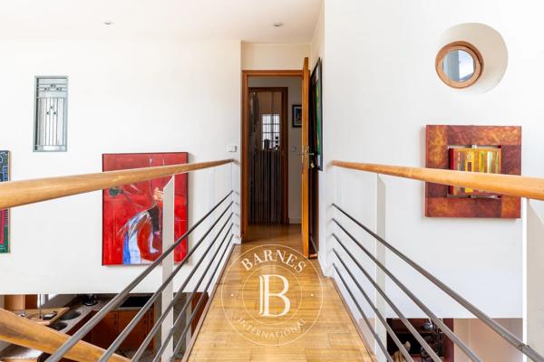 Les Lilas, Maison 4 Chambres -  200 m² à vendre