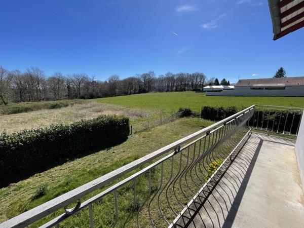 Maison à vendre |  Clarens |  3 pièces | 135 m²