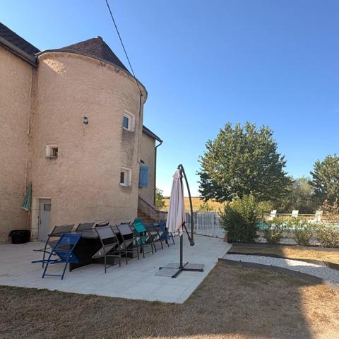 FONTAINE 71150 - ENSEMBLE IMMOBILIER DE CARACTERE - HABITATION RENTABILITÉ ET FORT POTENTIEL