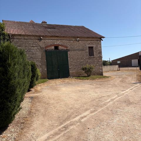 FONTAINE 71150 - ENSEMBLE IMMOBILIER DE CARACTERE - HABITATION RENTABILITÉ ET FORT POTENTIEL
