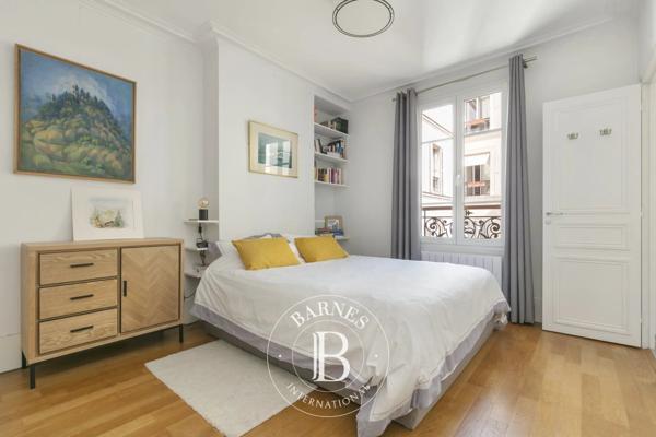 Paris 8ème, Appartement 1 Chambre -  49 m² à vendre