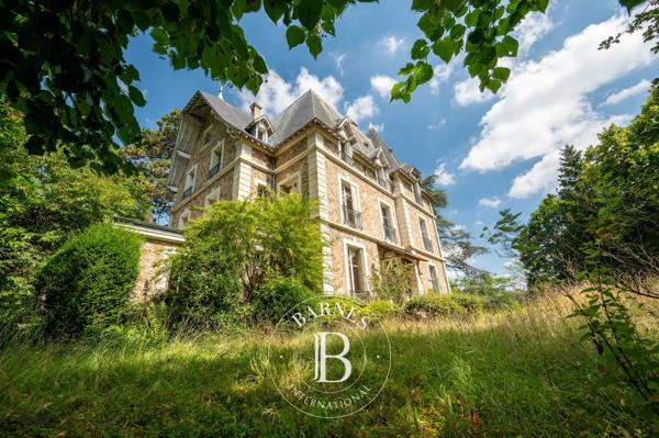 Rueil-Malmaison, Maison 7 Chambres -  404 m² à vendre