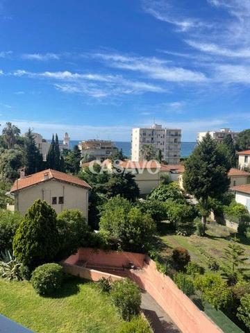 Vente Appartement 2 pièces de 60m² - 06160 Antibes