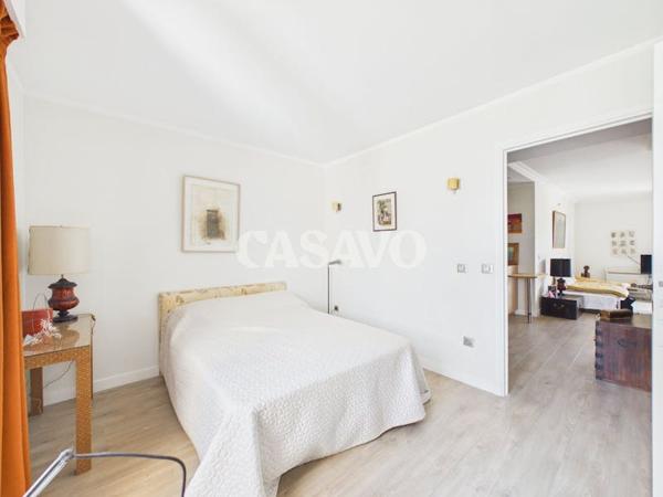 Vente Appartement 2 pièces de 66m² - 92200 Neuilly-sur-Seine