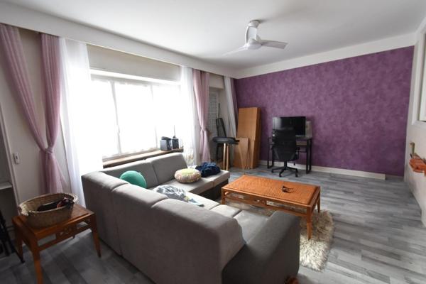 A découvrir appartement en RDC d'une petite copropriété à proximité des commerces et transport