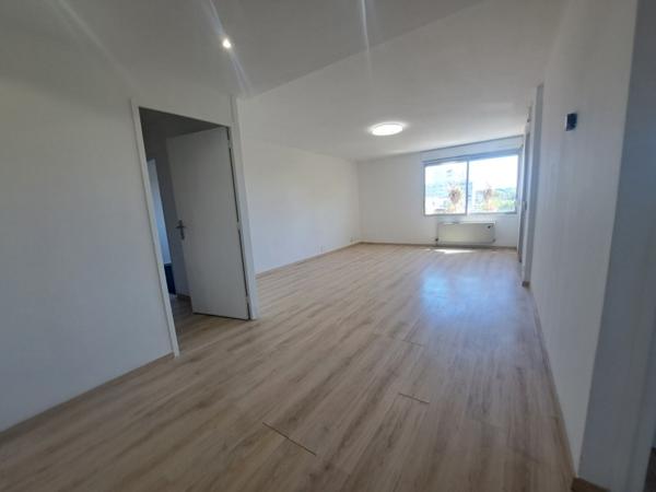 Appartement à louer 1 200 € CC Toulouse 3 p 76 m² DPE C
