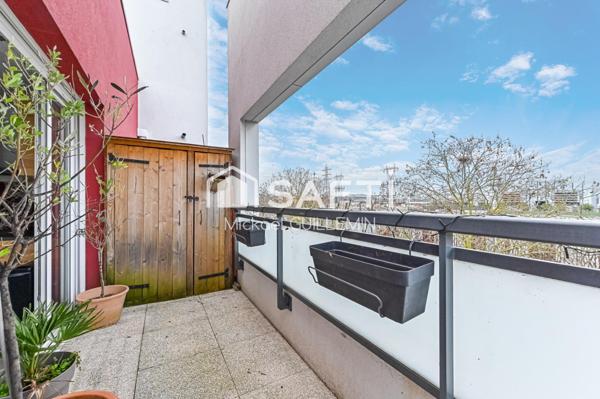 SUPERBE 4 pièces + terrasse sur les quai de seine