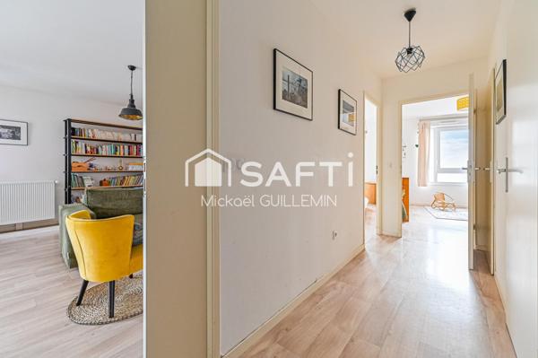 SUPERBE 4 pièces + terrasse sur les quai de seine