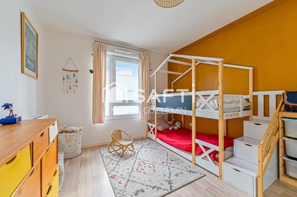 SUPERBE 4 pièces + terrasse sur les quai de seine