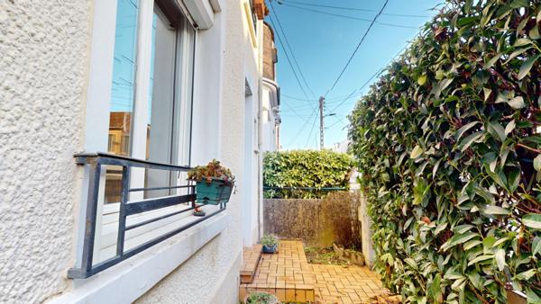 Maison de 98m2 habitables quartier Pierre et Marie Curie 5 pièces