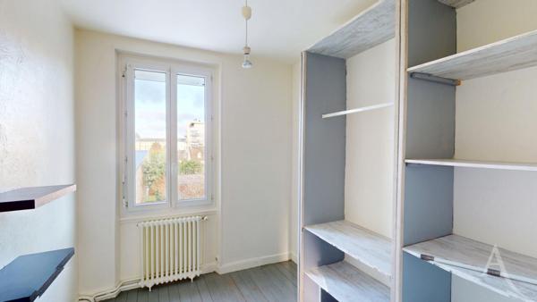 Maison de 98m2 habitables quartier Pierre et Marie Curie 5 pièces