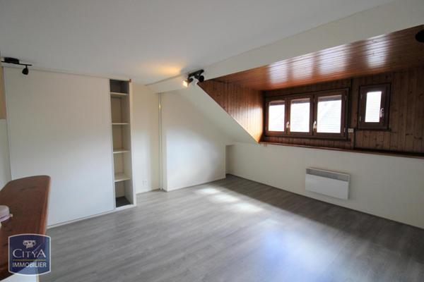 Appartement à louer 1 pièce 25.76m²