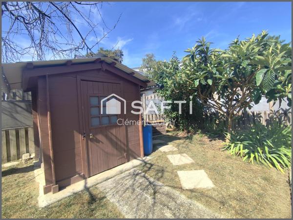 Pavillon sur Laval avec terrain !