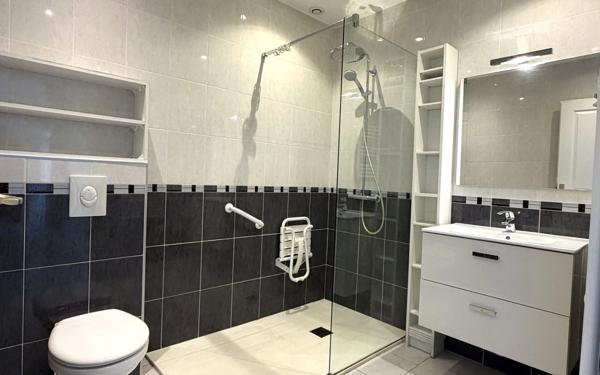 Maison à vendre    3 pièces •  Biarritz