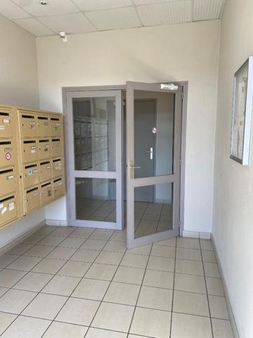 La Rochelle appartement 2 pièces ascenseur