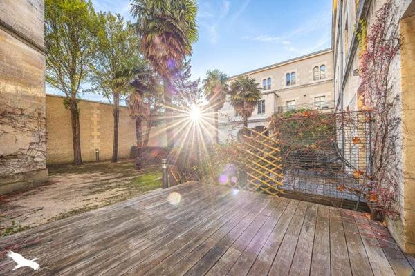 Appartement à vendre |                                       Niort |                                        7 pièces  |  229 m²