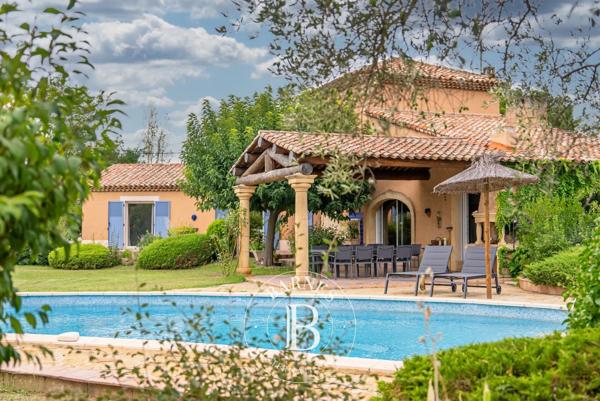 Aix-en-Provence, Maison 5 Chambres -  306 m² à vendre