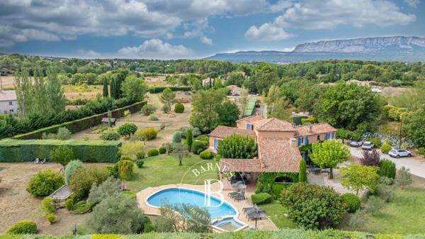 Aix-en-Provence, Maison 5 Chambres -  306 m² à vendre