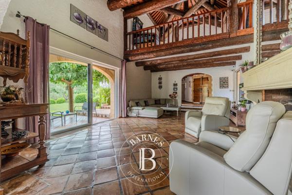 Aix-en-Provence, Maison 5 Chambres -  306 m² à vendre