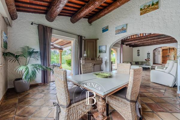 Aix-en-Provence, Maison 5 Chambres -  306 m² à vendre