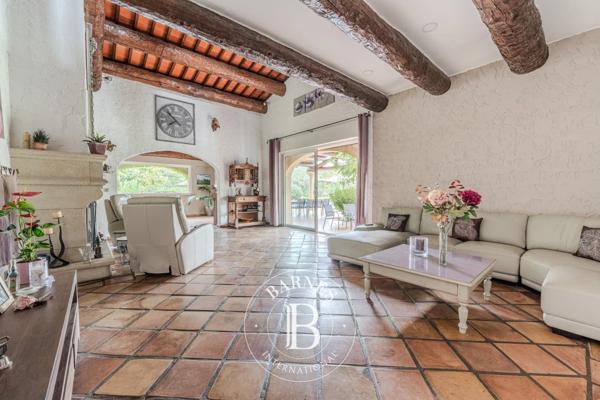 Aix-en-Provence, Maison 5 Chambres -  306 m² à vendre