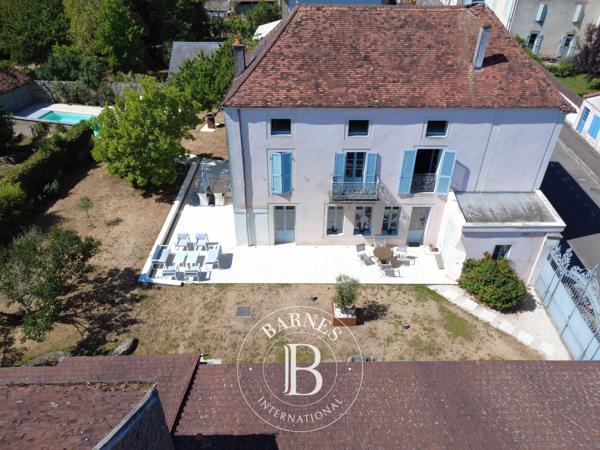 Semur-en-Auxois, Maison de ville 4 Chambres -  308 m² à vendre