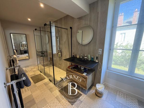 Semur-en-Auxois, Maison de ville 4 Chambres -  308 m² à vendre