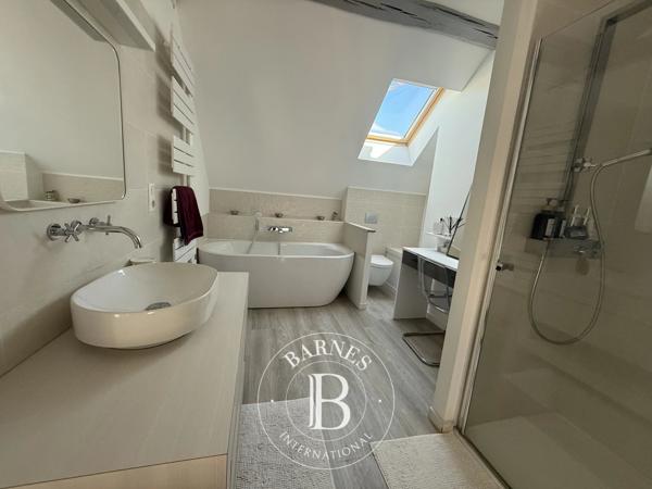 Semur-en-Auxois, Maison de ville 4 Chambres -  308 m² à vendre