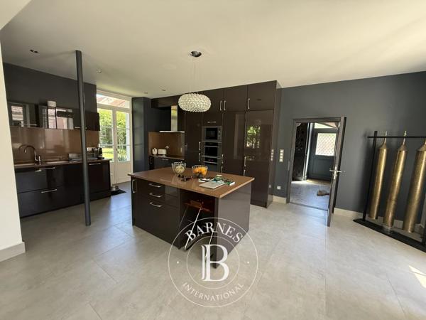Semur-en-Auxois, Maison de ville 4 Chambres -  308 m² à vendre
