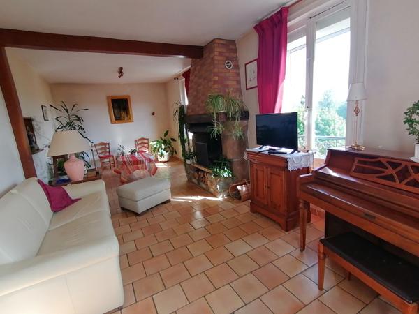 Maison centre Gisors-4 chambres-sous-sol-stationnements