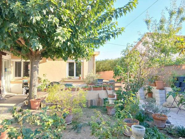 MAISON 9 PIECES avec APPARTEMENT INDEPENDANT - TERRAIN 410 m2