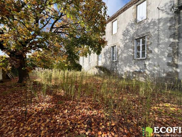 Ensemble immobilier à rénover