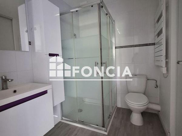 À vendre Studio 21.87 m² - Péron 01630