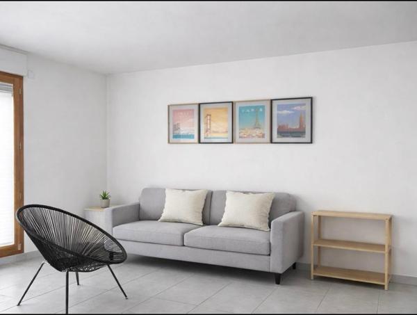 Bussy-Saint-Georges (77600) Studio avec balcon et parking